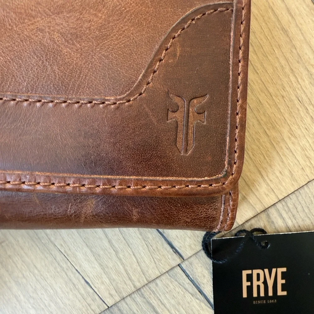 Frye Tan Leather Mellissa Wallet - Picture 5 of 11